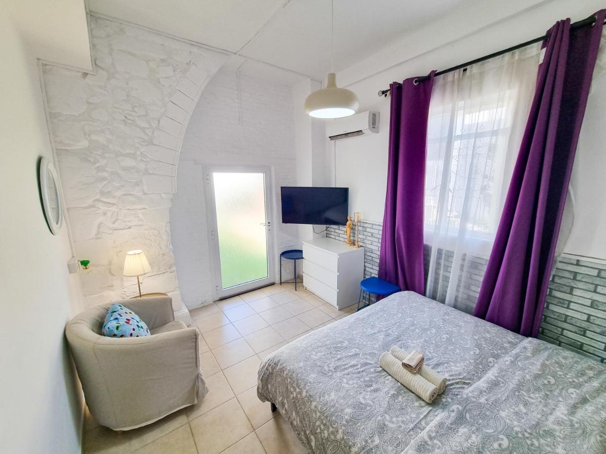 Hostel Aladdin's *